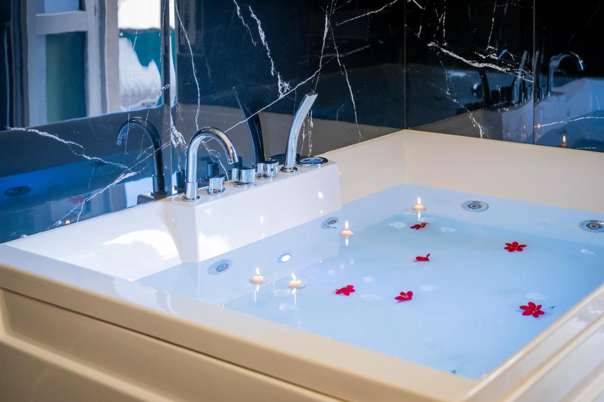 Exclusive With Jacuzzi Between Portofino And 5 Terre Chiavari Bagian luar foto